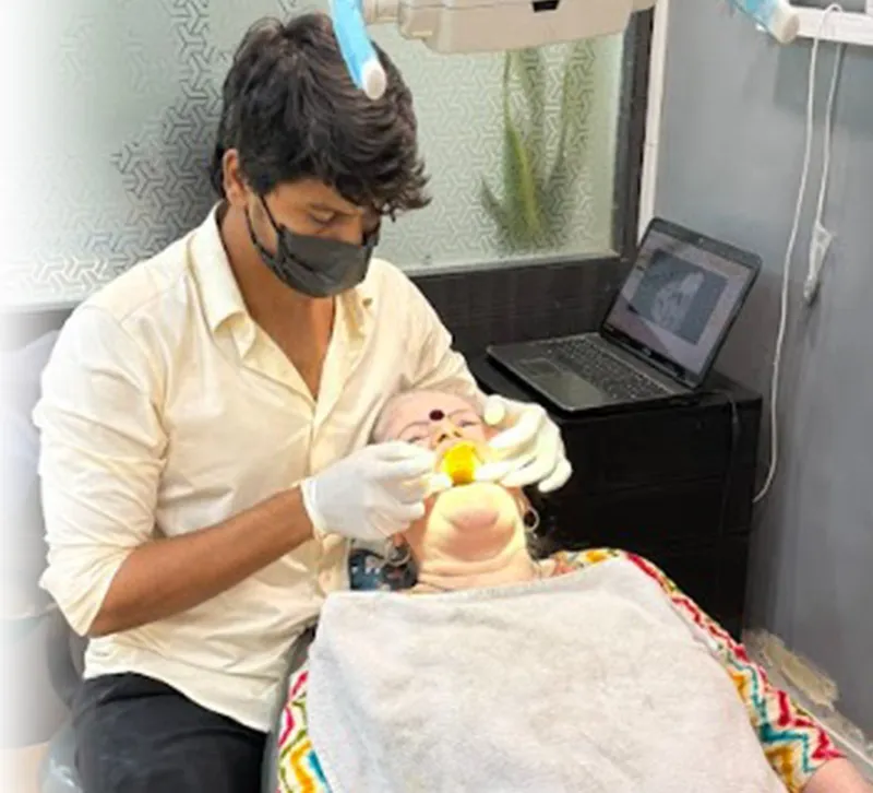 Treatment at Vinaykia Dental Care, Pune